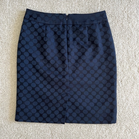 Banana Republic size 2 lined skirt - Picture 4 of 6